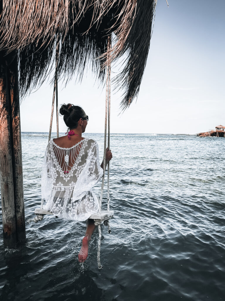 podzim na pláži na severním Kypru